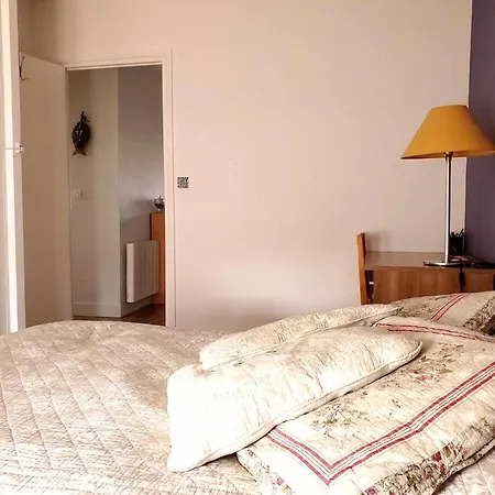 Simplicite Et Calme En A Appartement *
