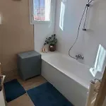 Apartment Calme Et Spacieux Avec Terrasse A Issoire