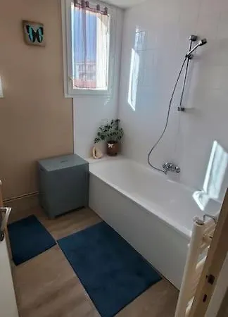 Apartment Simplicite Et Calme En A Issoire