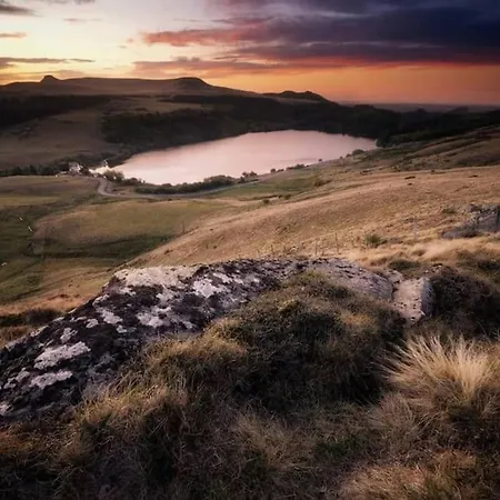Apartamento Calme Et Spacieux Avec Terrasse A *